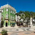 Casa Vermelha Lagos